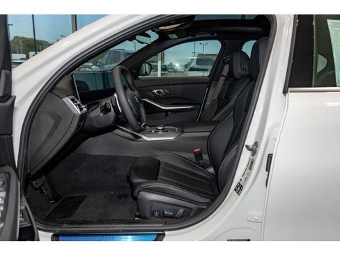 New 2025 BMW 330i xDrive Sedan w/ Convenience Package image 58