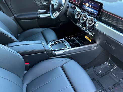 Certified 2025 Mercedes-Benz GLB 250 GLB 250 image 13