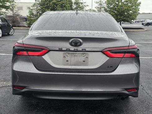 Used 2021 Toyota Camry LE FWD image 6