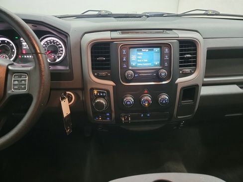 Used 2016 RAM 1500 Express w/ Black Ram 1500 Express Group image 20