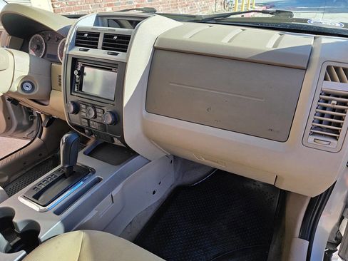 Used 2008 Ford Escape XLT image 18