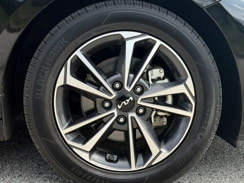 Used 2024 Kia Forte LXS FWD image 31
