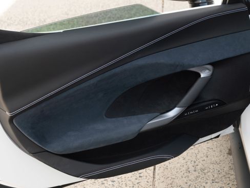 Used 2023 Ferrari 296 GTB Base image 27