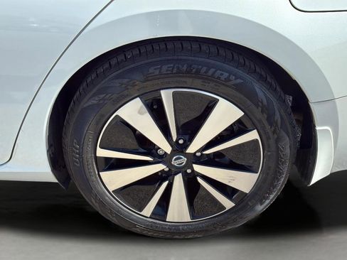 Used 2020 Nissan Altima 2.5 SV image 29