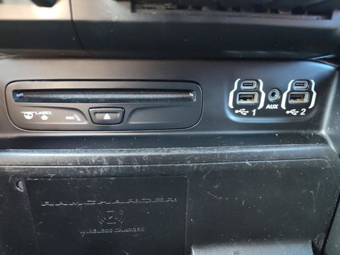 Used 2019 RAM 1500 Limited AWD/4WD image 24