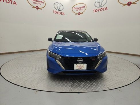 Used 2024 Nissan Sentra SR w/ SR Premium Package image 4