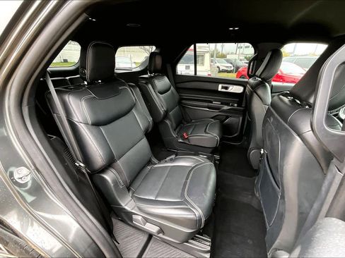 Used 2020 Ford Explorer ST w/ Premium Technology Package image 19
