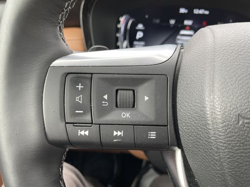 Used 2024 INFINITI QX60 Sensory w/ Vision Package image 23