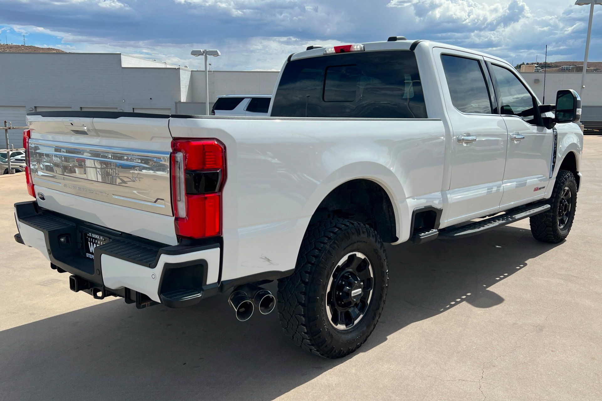 Used 2026 Ford F350 Platinum w/ Platinum Plus Package AWD/4WD image 5