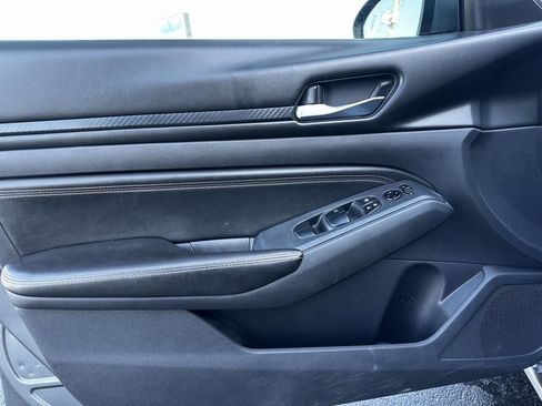 Used 2020 Nissan Altima 2.5 SR image 14