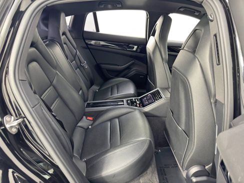 Used 2018 Porsche Panamera 4S w/ Premium Package Plus AWD/4WD image 42
