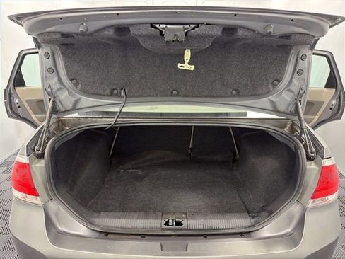 Used 2011 Ford Focus SE w/ 201A Rapid Spec Order Code image 16