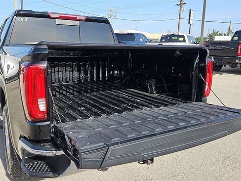 Used 2021 GMC Sierra 1500 SLT RWD image 7