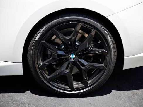 Used 2025 BMW 230i Coupe image 11