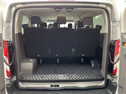 Used 2020 Ford Transit 150 XLT RWD image 23