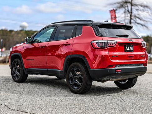 Used 2024 Jeep Compass Trailhawk image 6