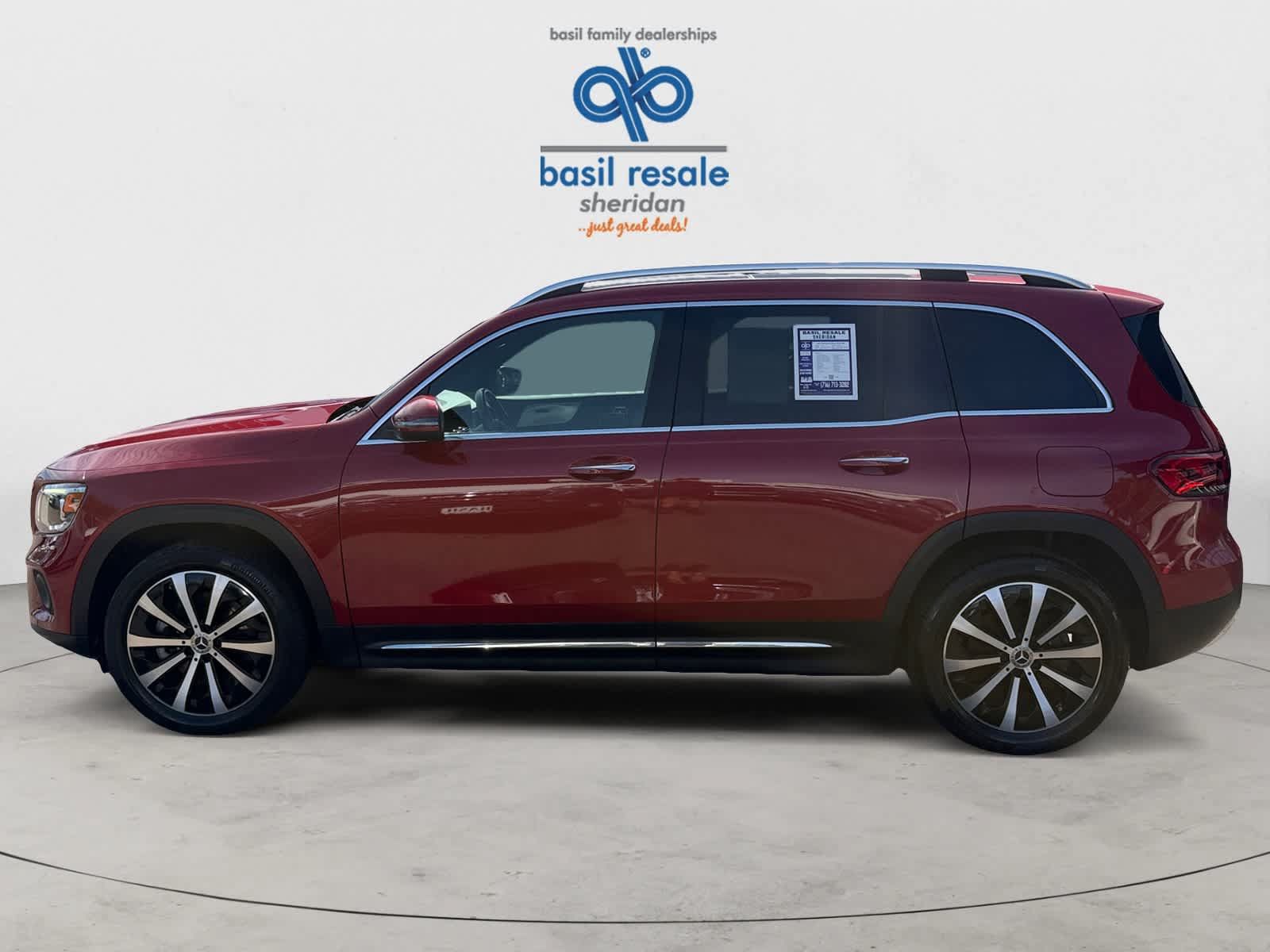 Used 2022 Mercedes-Benz GLB 250 4MATIC image 3