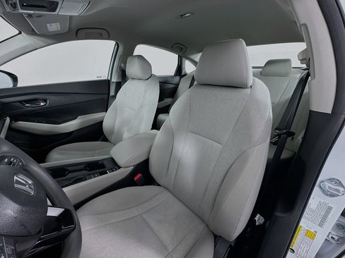 Certified 2024 Honda Accord LX image 19