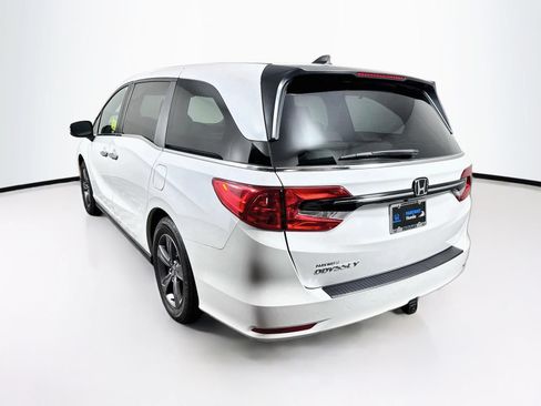 Used 2024 Honda Odyssey EX image 5