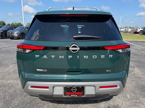 Used 2025 Nissan Pathfinder SL FWD image 38
