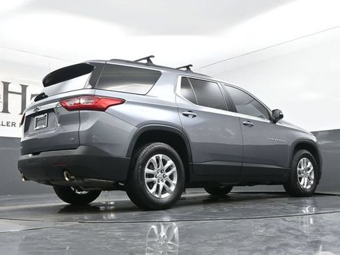 Used 2021 Chevrolet Traverse LT FWD image 52