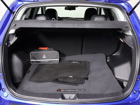 Used 2023 Mitsubishi Outlander Sport SE image 13