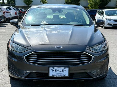 Used 2019 Ford Fusion SE FWD image 2
