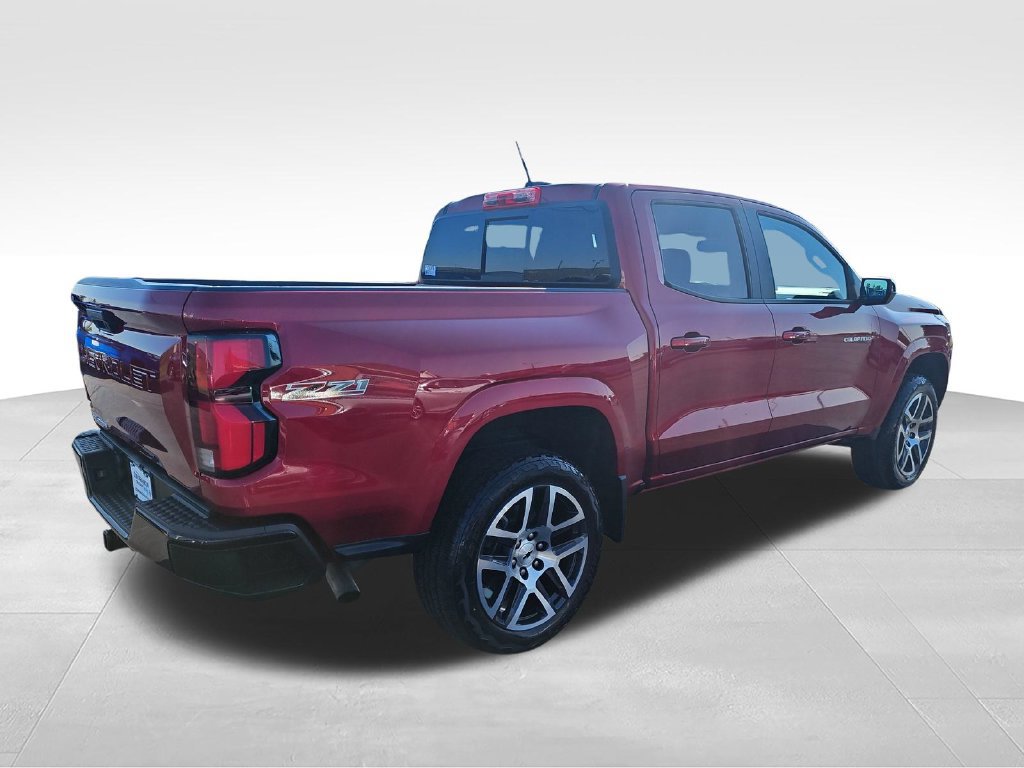 Used 2023 Chevrolet Colorado Z71 w/ Z71 Convenience Package 2 AWD/4WD image 5