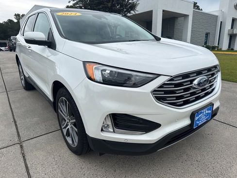 Used 2024 Ford Edge Titanium image 1