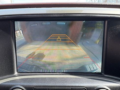 Used 2015 Chevrolet Silverado 1500 High Country w/ High Country Premium Package image 18