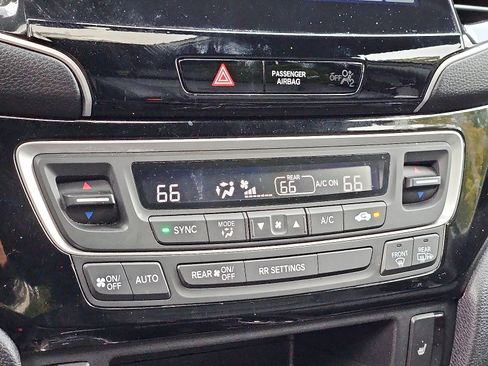 Used 2019 Honda Passport Touring image 17