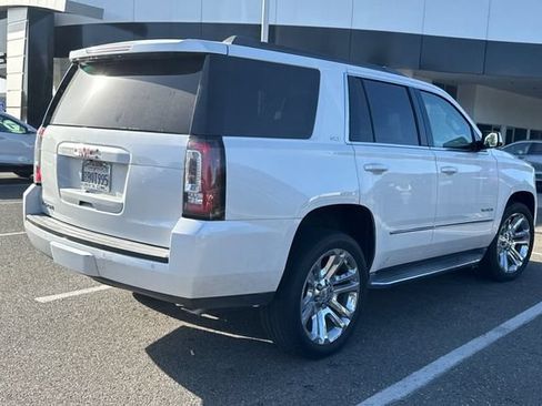 Used 2018 GMC Yukon SLT w/ Premium Edition AWD/4WD image 5