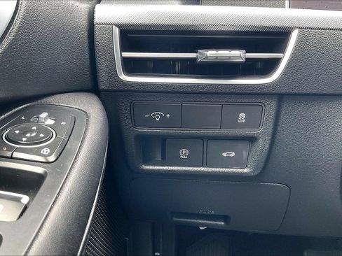 Used 2025 Hyundai Sonata SEL FWD image 12