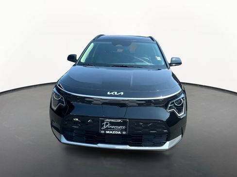 Used 2023 Kia Niro Wind w/ Wind Preserve Package FWD image 8