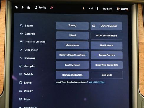 Used 2021 Tesla Model X Performance image 31