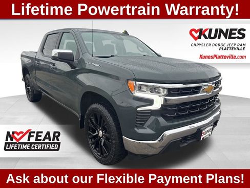 Used 2025 Chevrolet Silverado 1500 LT image 1