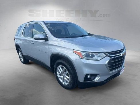 Used 2018 Chevrolet Traverse LT AWD/4WD image 2