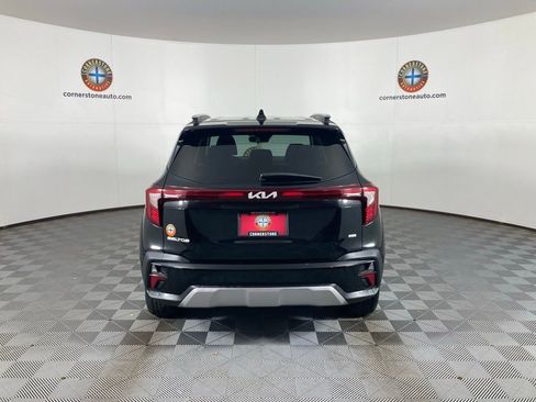 Certified 2024 Kia Seltos S image 19