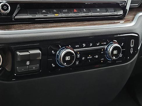 New 2026 GMC Sierra 1500 Elevation image 13