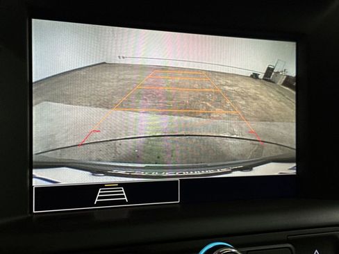 Used 2024 GMC Terrain SLE FWD image 15