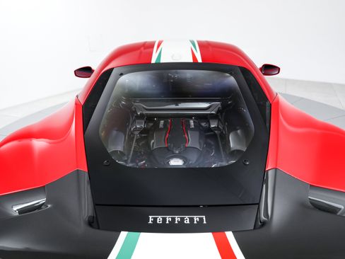Certified 2020 Ferrari 488 Pista Coupe image 21