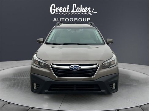 Used 2021 Subaru Outback Premium image 8