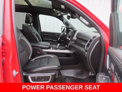 Used 2022 RAM 1500 Laramie AWD/4WD image 30