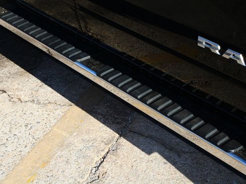 Used 2023 RAM 1500 Big Horn image 7