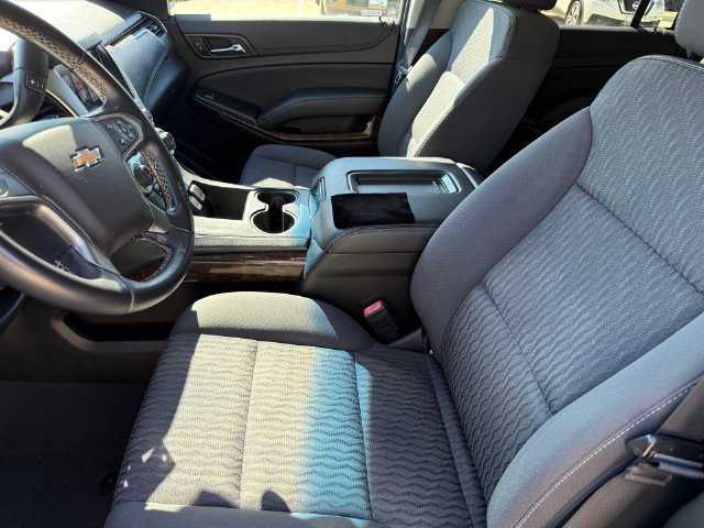 Used 2019 Chevrolet Suburban LS w/ All-Season Package RWD image 13