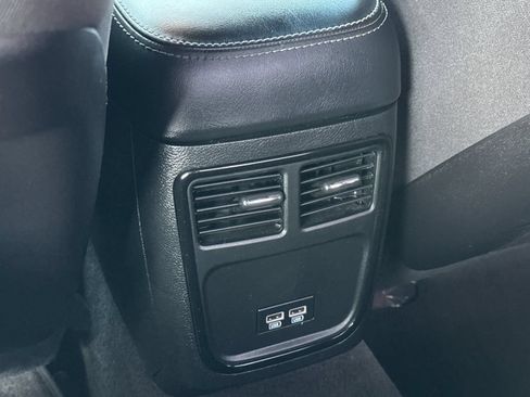 Used 2018 Dodge Charger R/T w/ Blacktop Package RWD image 13