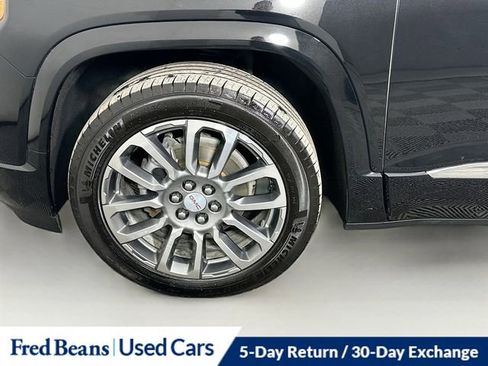 Used 2023 GMC Acadia Denali w/ Denali Ultimate Package AWD/4WD image 41