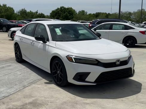 Used 2024 Honda Civic Sport image 28