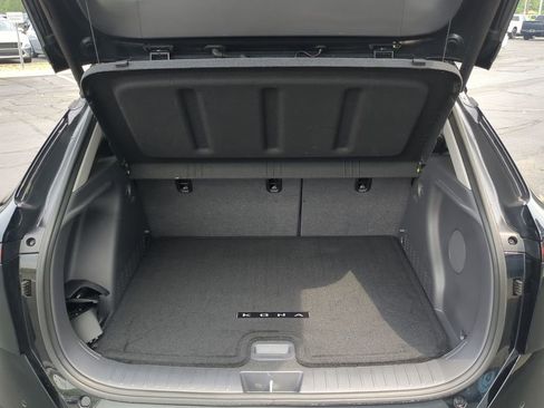 Used 2025 Hyundai Kona Limited image 26