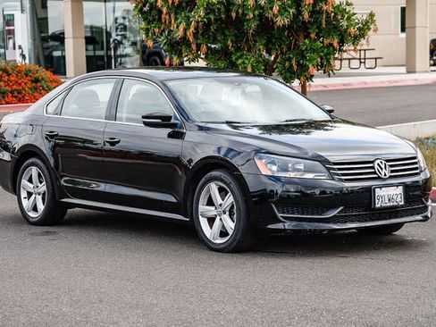 Used 2013 Volkswagen Passat 2.5 SE FWD image 6